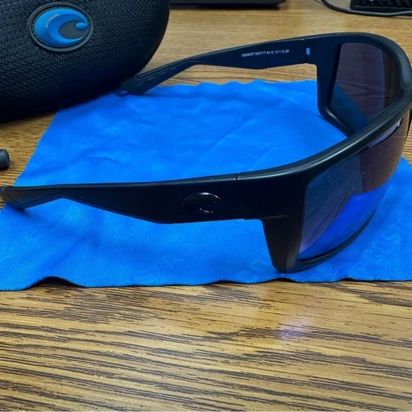 Costa Reefton Sunglasses - 580g glass lens